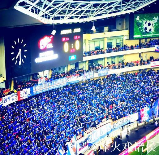 怀才不遇！昔日当红国脚沦为申花摆设，打算走人，或转投中甲闯荡