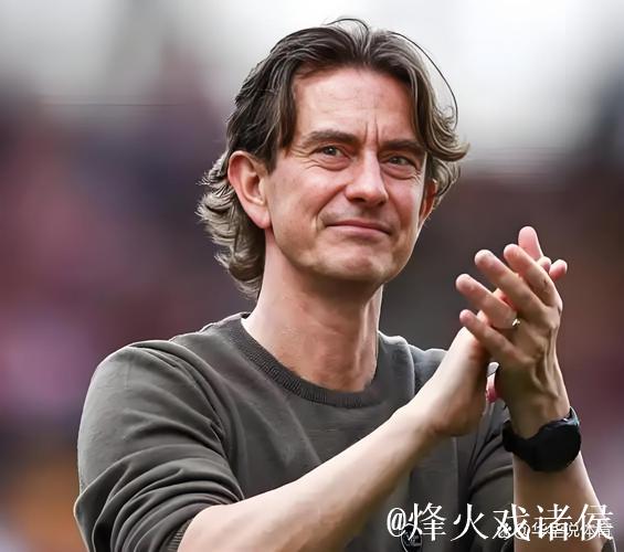 英媒:热刺主帅弗兰克暂不会下课 英媒:热刺主帅弗兰克暂不会下课