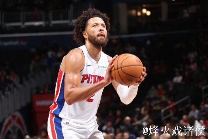 准！坎宁安再投中三分，目前14中7、三分7中5砍下21分8助攻