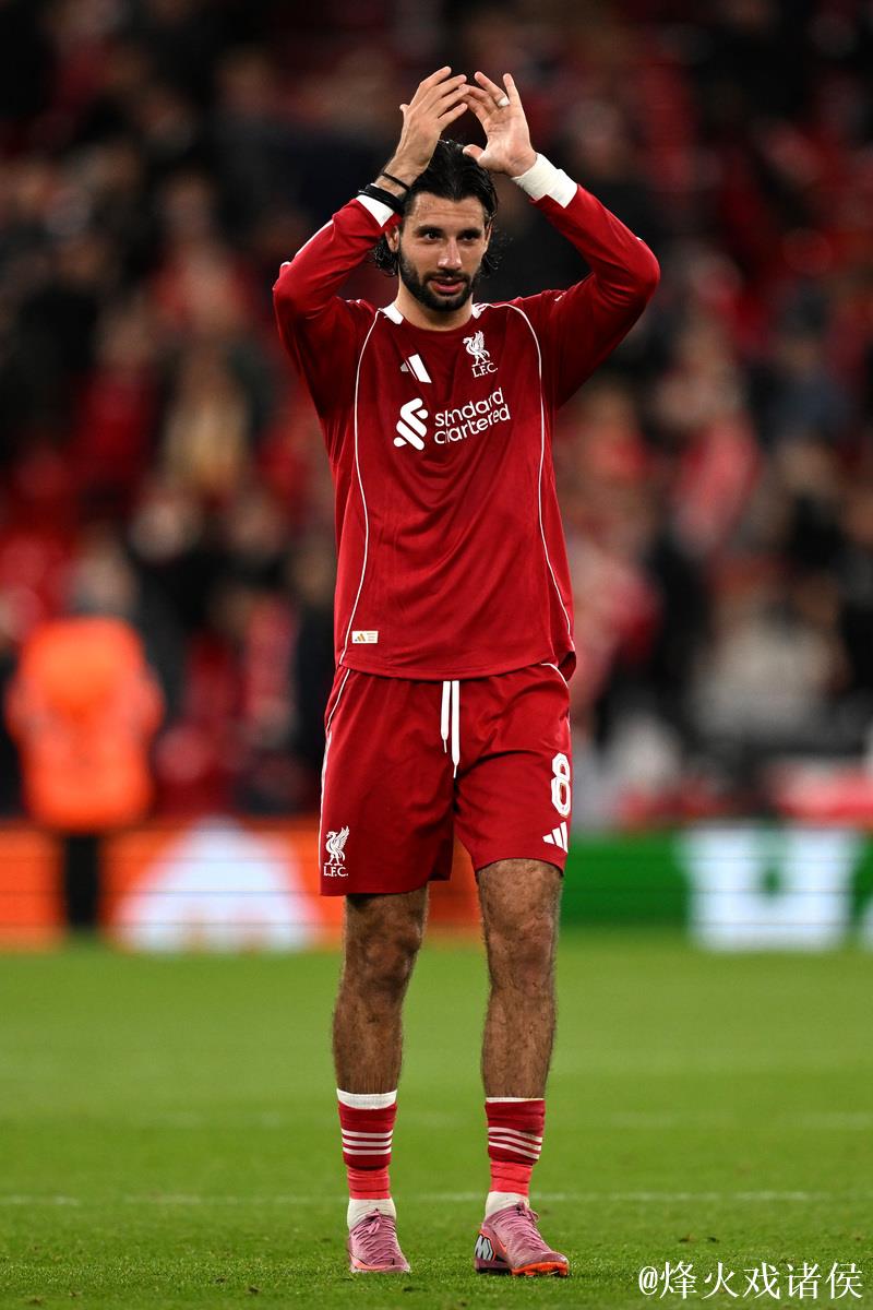 索博斯洛伊失误致点球 利物浦0-1负加拉塔萨雷遭遇两连败 索博斯洛伊失误致点球 利物浦0-1负加拉塔萨雷遭遇两连败